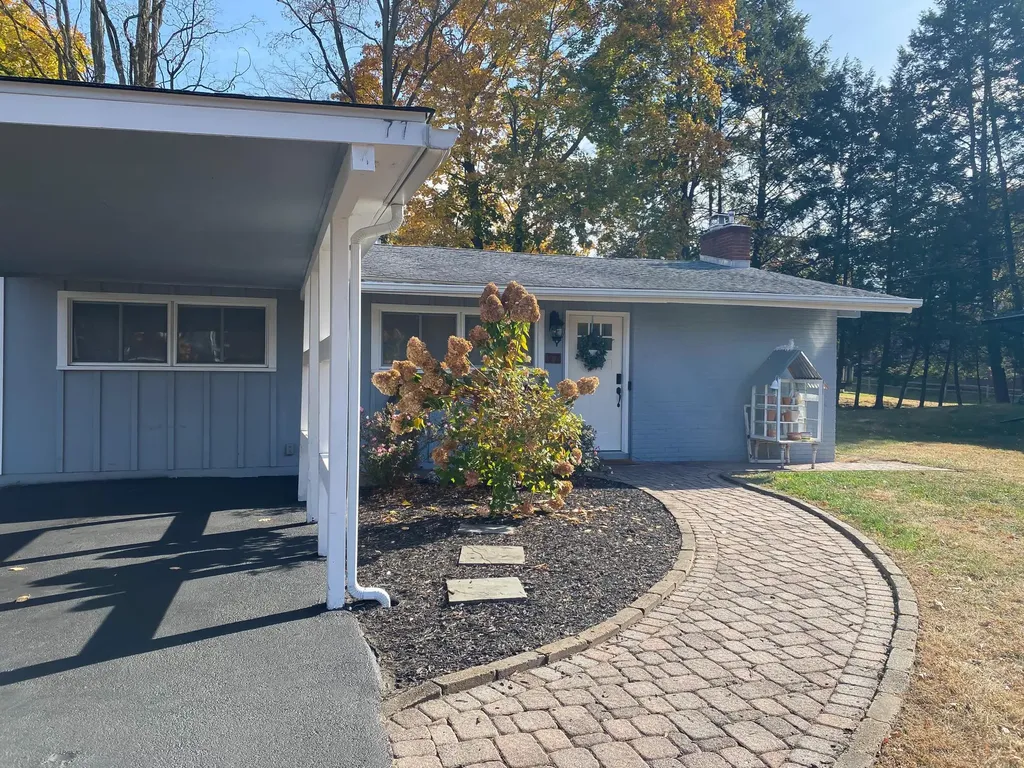 77 Whittier Boulevard Poughkeepsie NY 12603
