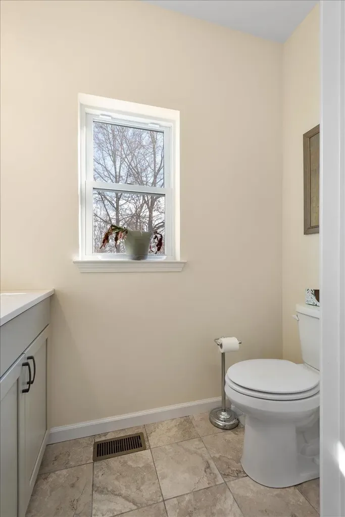 24 Fox Hill Road Wallkill NY 12589