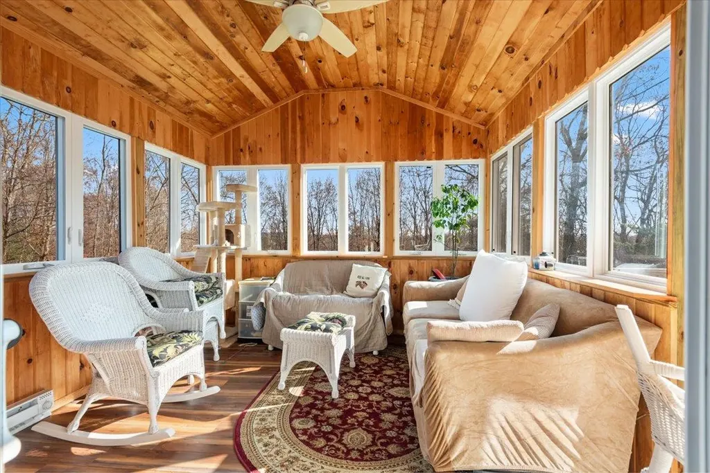 24 Fox Hill Road Wallkill NY 12589