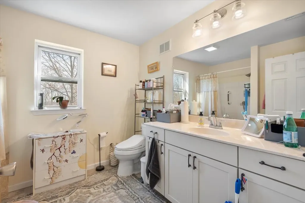 24 Fox Hill Road Wallkill NY 12589