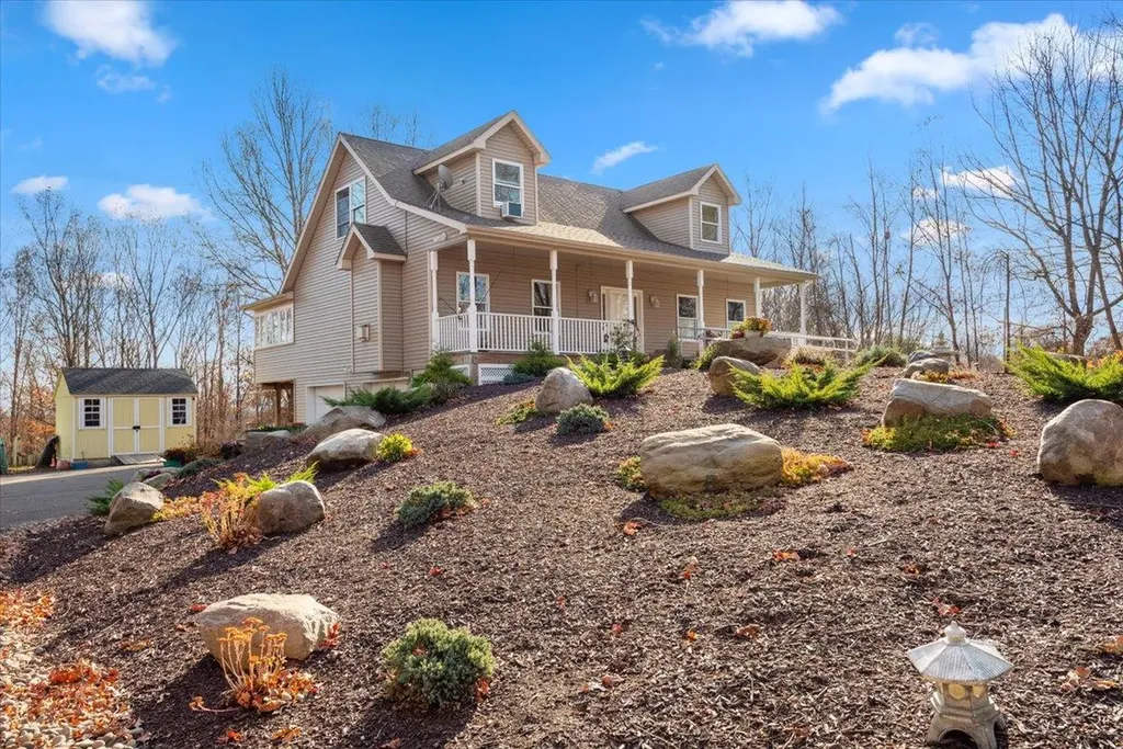 24 Fox Hill Road Wallkill NY 12589