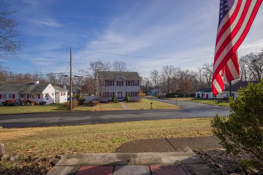 1 Staubitz Avenue Pearl River NY 10965