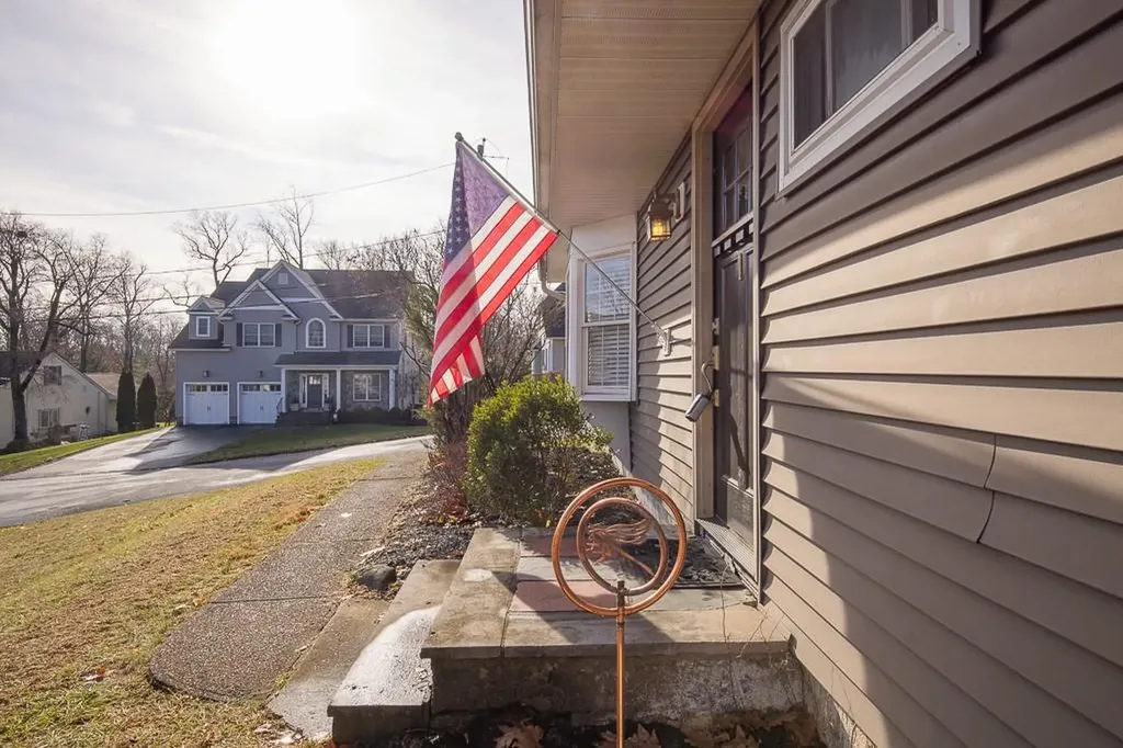 1 Staubitz Avenue Pearl River NY 10965