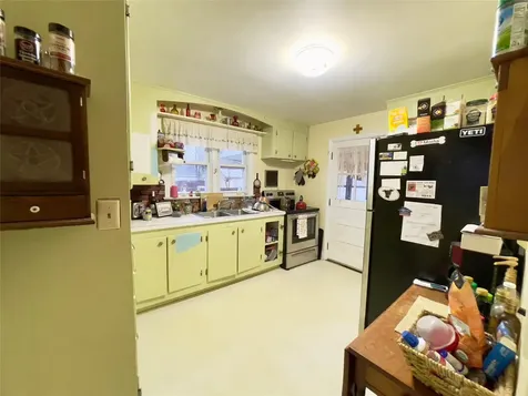 17 Rogers Place Hyde Park NY 12538