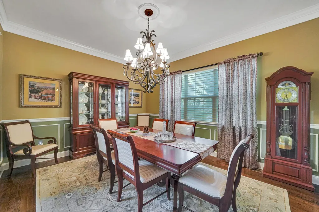 40 Independence Way Miller Place NY 11764