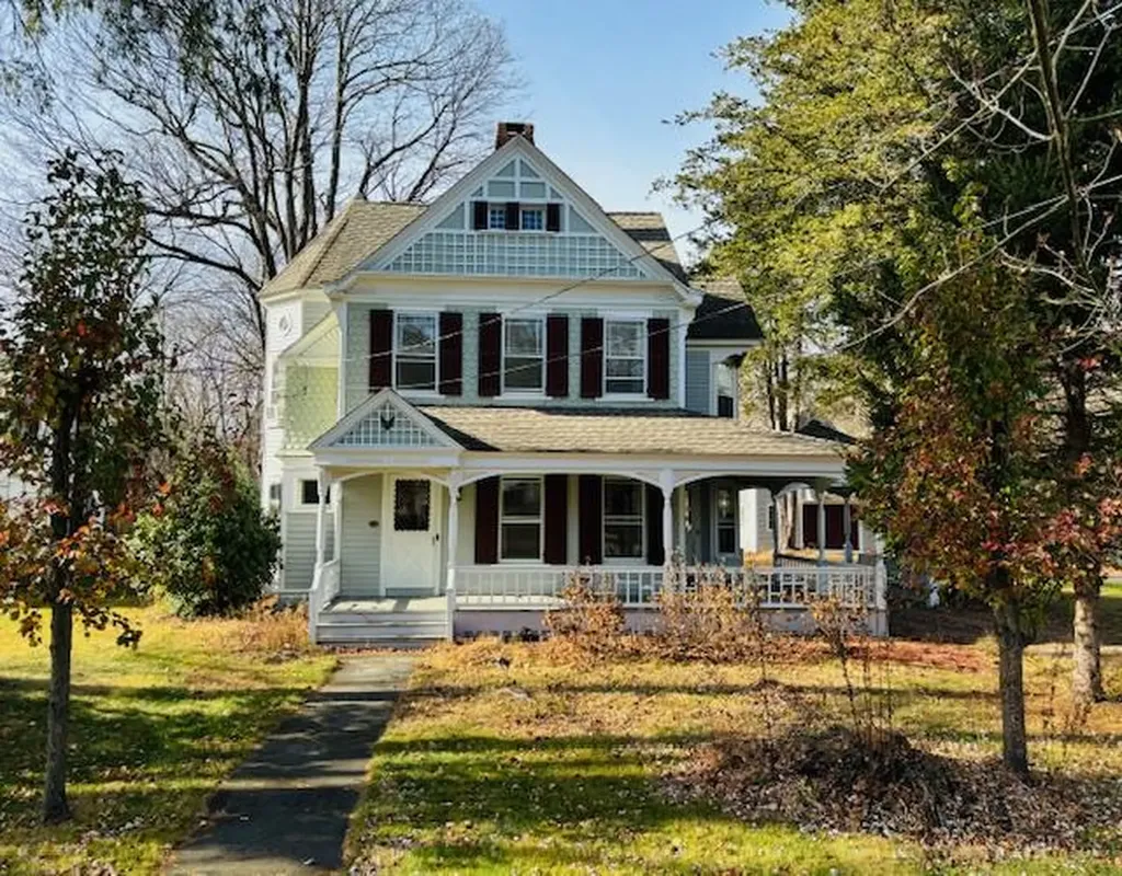 23 Pine Street Pine Plains NY 12567