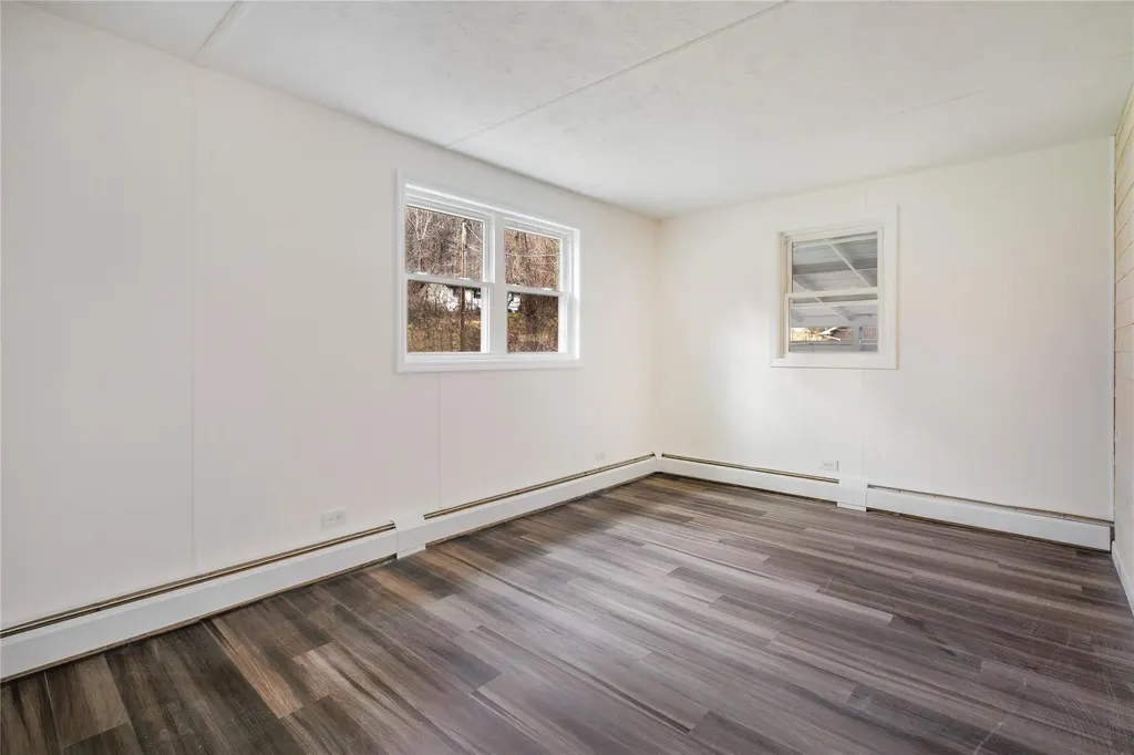 31 Kings Drive Wallkill NY 12589