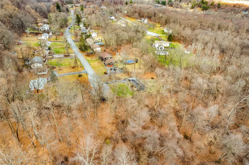 31 Kings Drive Wallkill NY 12589