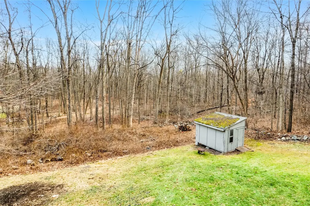 31 Kings Drive Wallkill NY 12589