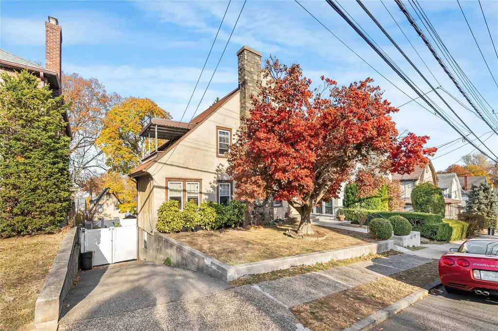 97 Greenvale Avenue Yonkers NY 10703