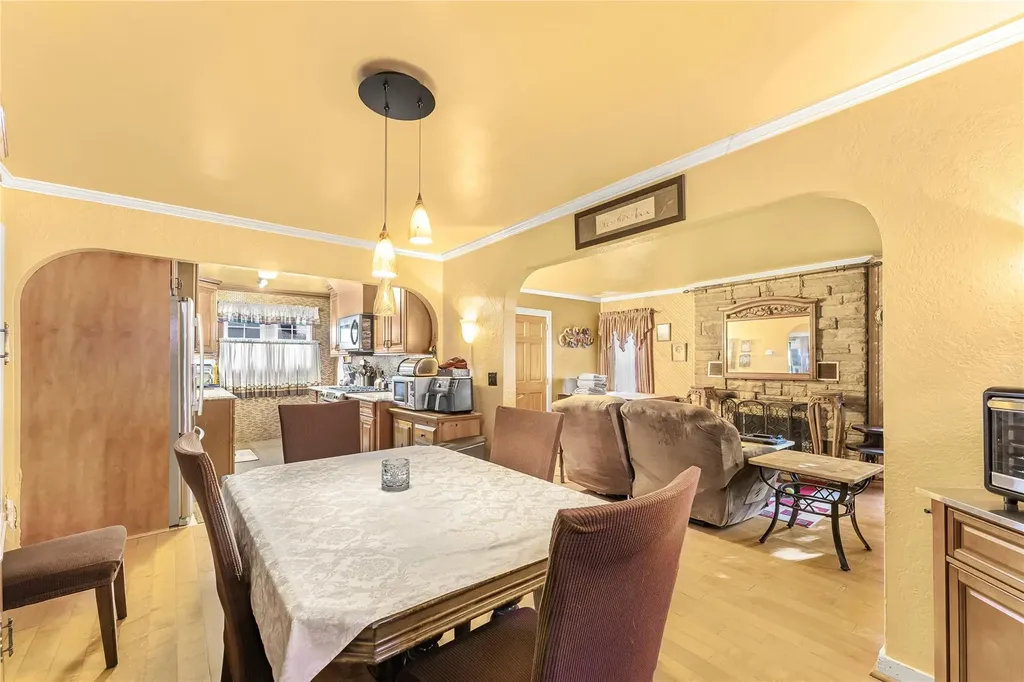 97 Greenvale Avenue Yonkers NY 10703