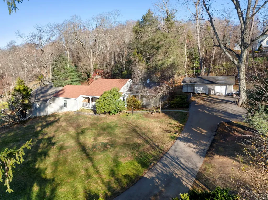 20 High Meadows Road Mount Kisco NY 10549