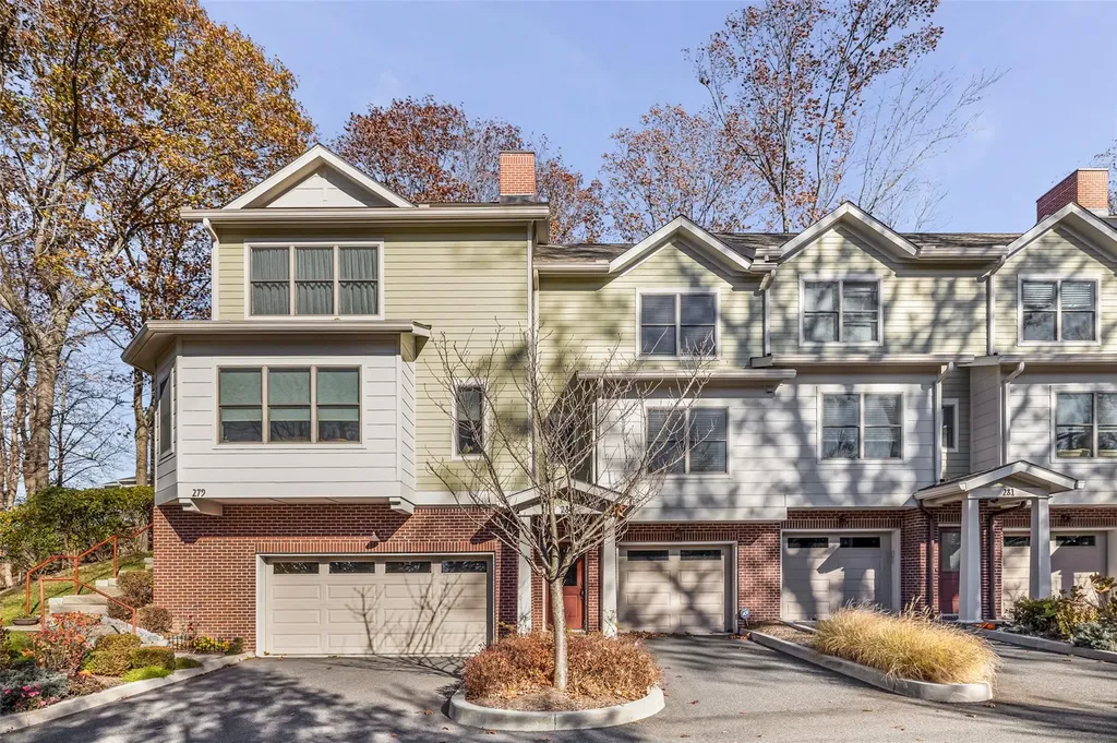 280 Boulder Ridge Road South Salem NY 10590