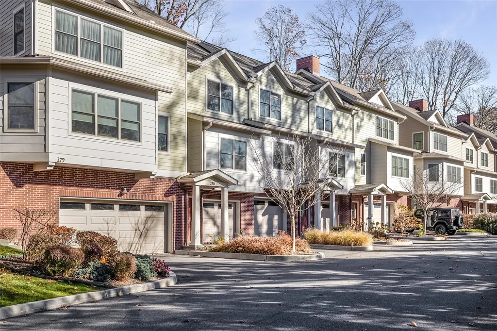 280 Boulder Ridge Road South Salem NY 10590