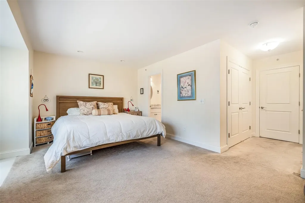 280 Boulder Ridge Road South Salem NY 10590