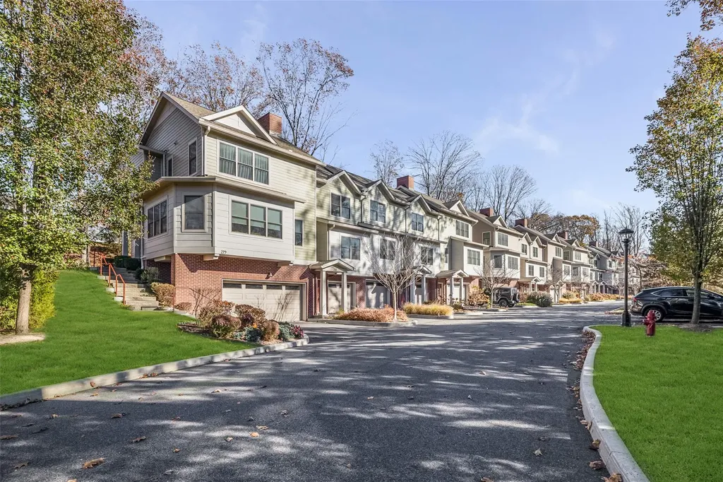 280 Boulder Ridge Road South Salem NY 10590