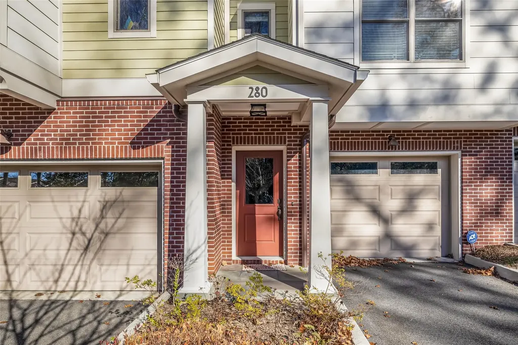 280 Boulder Ridge Road South Salem NY 10590