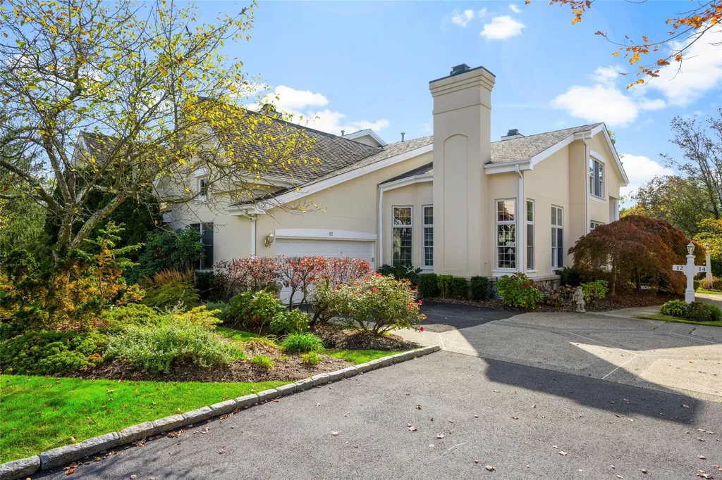 12 Doral Greens Drive E Rye Brook NY 10573