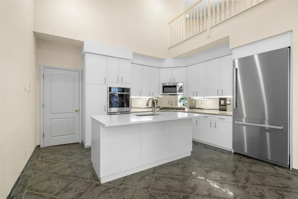 12 Doral Greens Drive E Rye Brook NY 10573