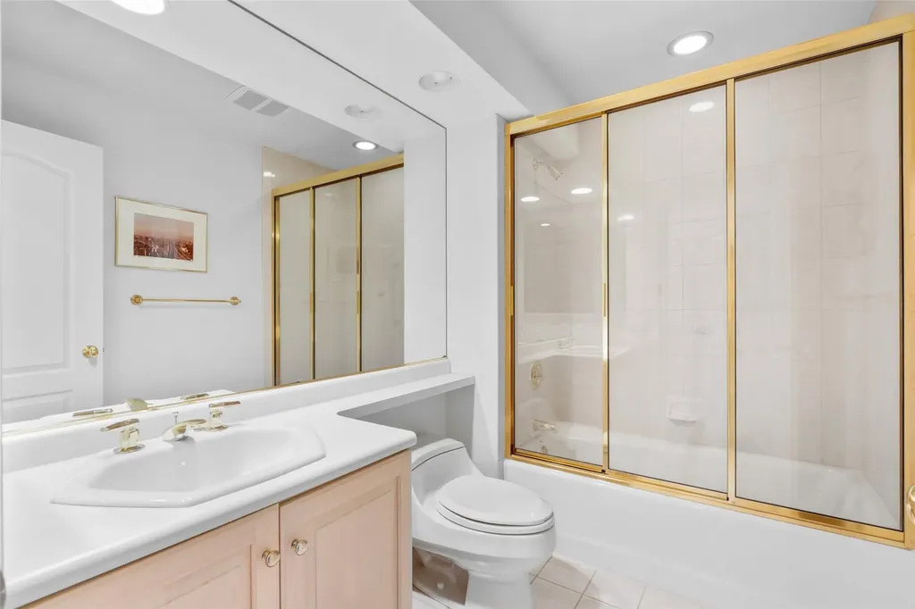 12 Doral Greens Drive E Rye Brook NY 10573