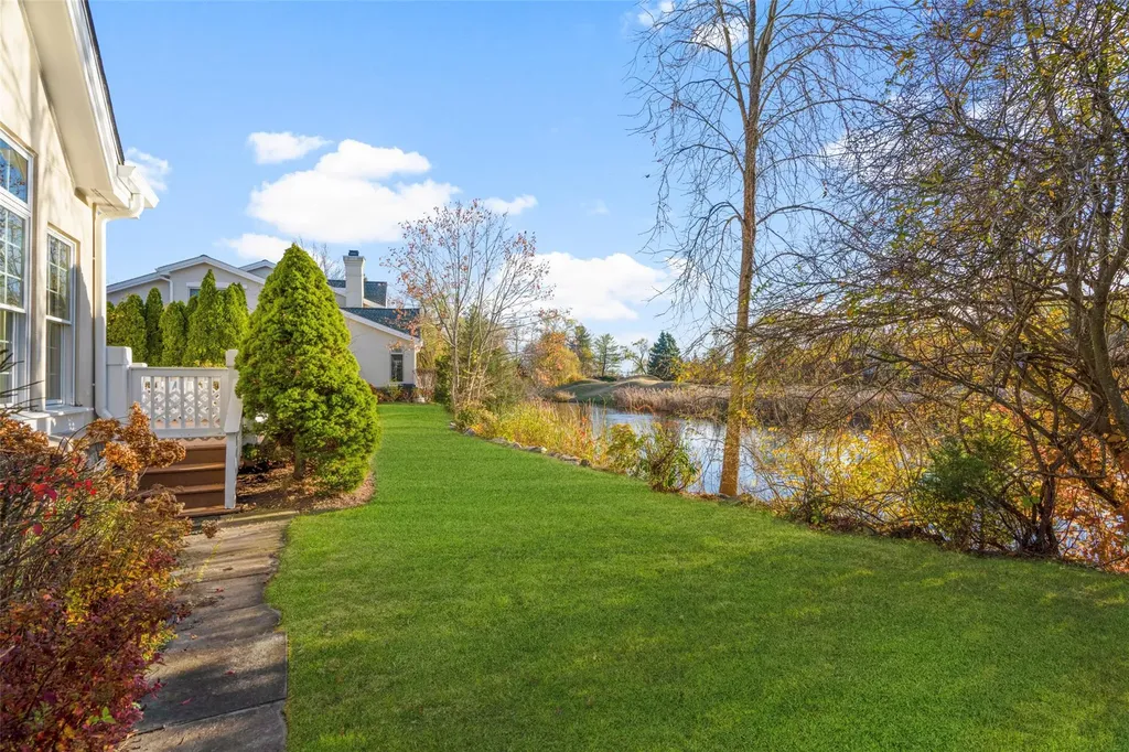 12 Doral Greens Drive E Rye Brook NY 10573