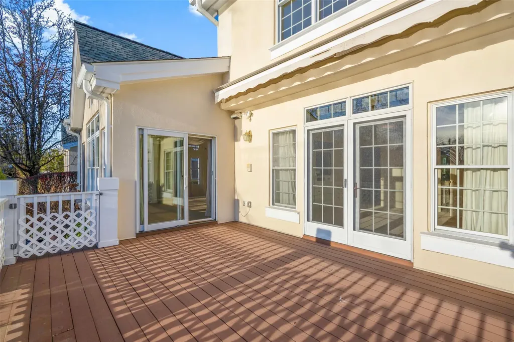 12 Doral Greens Drive E Rye Brook NY 10573