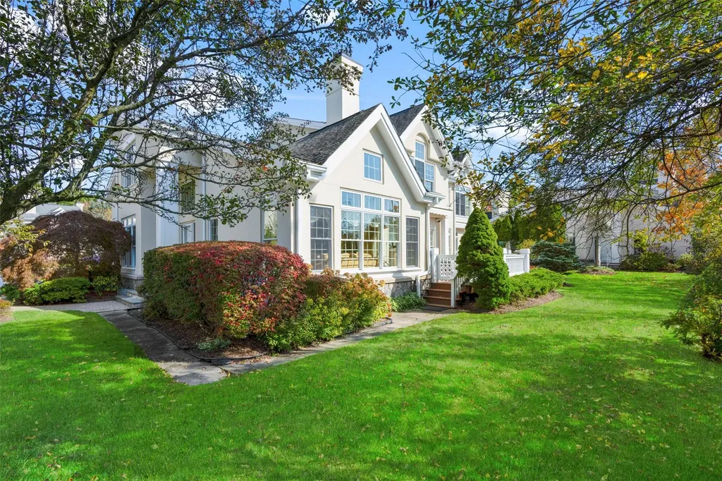 12 Doral Greens Drive E Rye Brook NY 10573