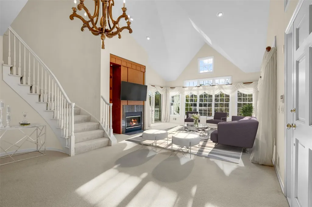 12 Doral Greens Drive E Rye Brook NY 10573