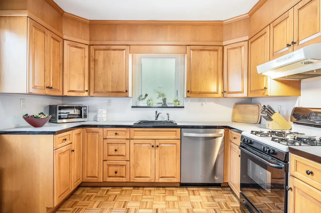 22 Benedict Avenue White Plains NY 10603