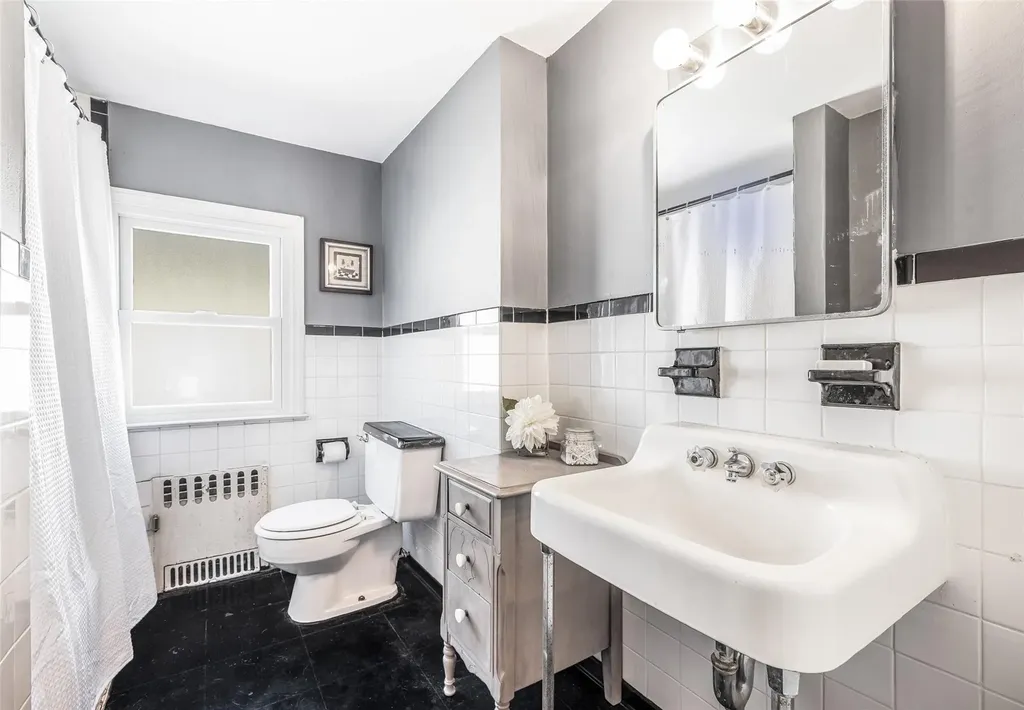 22 Benedict Avenue White Plains NY 10603