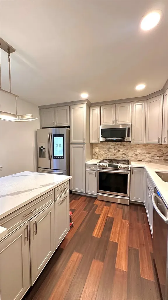 15 Rockledge Drive Suffern NY 10901