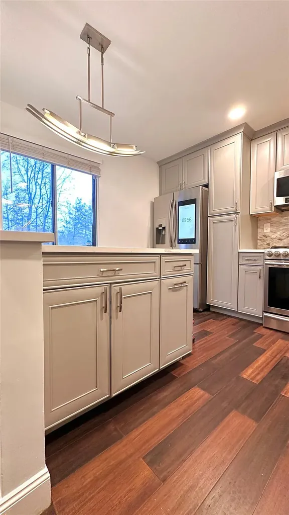 15 Rockledge Drive Suffern NY 10901