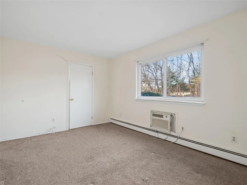 1207 Cherry Hill Drive Poughkeepsie NY 12603