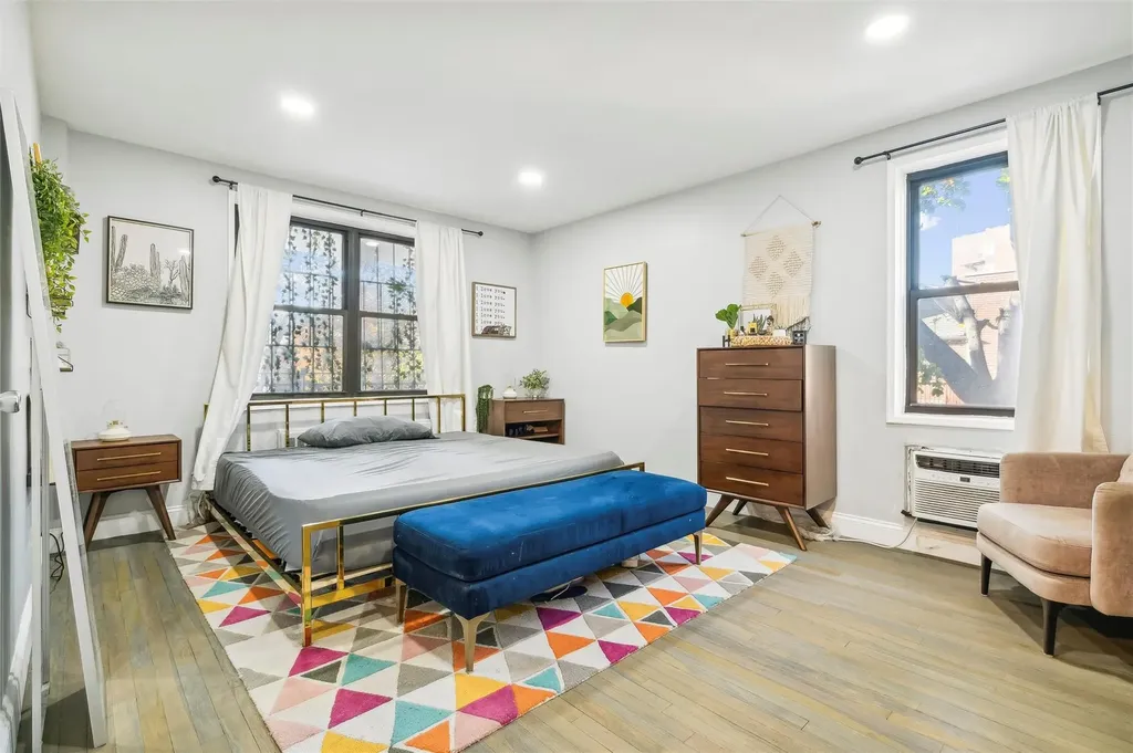 6495 Broadway Bronx NY 10471