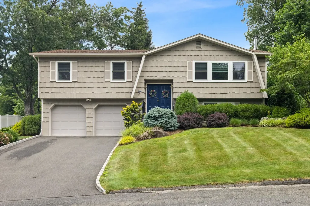 27 Stubbe Drive Stony Point NY 10980