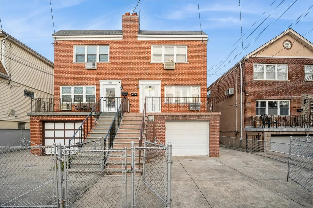 1650 Paulding Avenue Bronx NY 10462