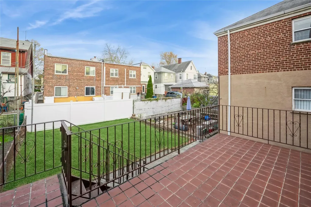 1650 Paulding Avenue Bronx NY 10462