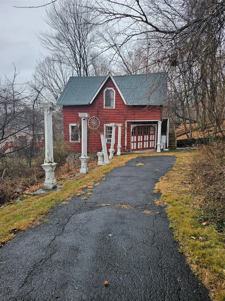 420 Route 9w Sparkill NY 10976