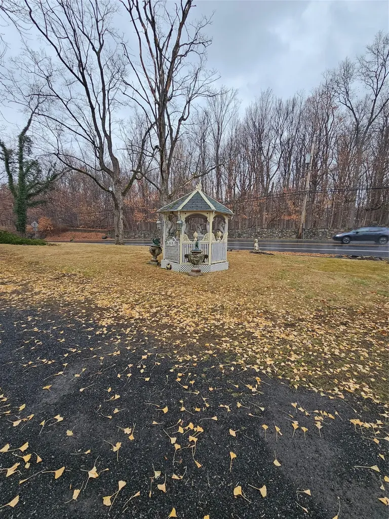 420 Route 9w Sparkill NY 10976