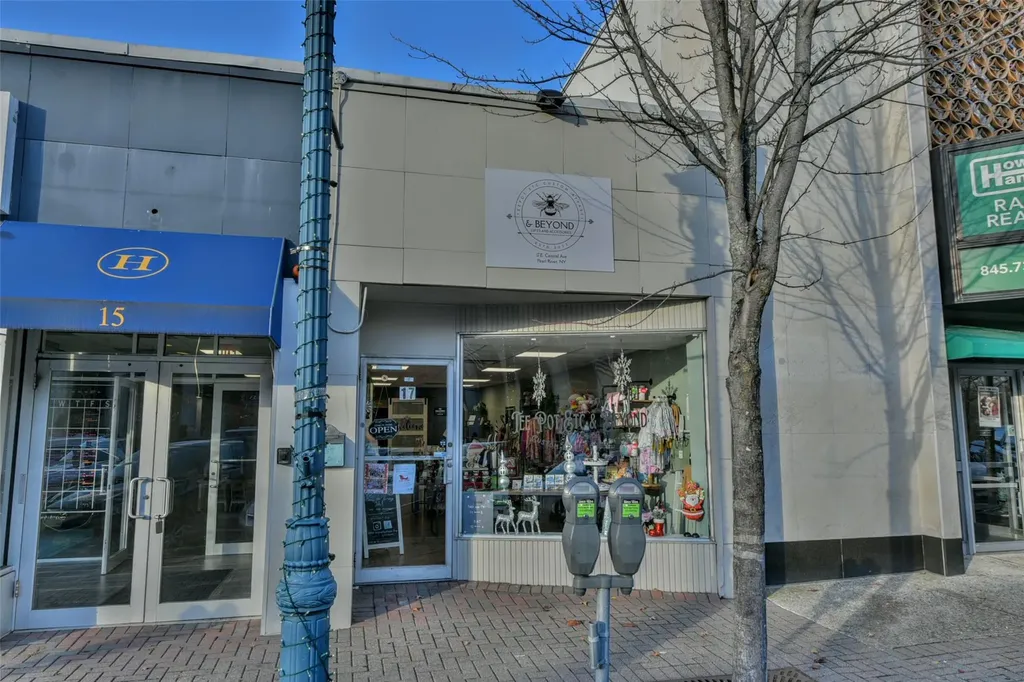 7 E Central Avenue Pearl River NY 10965