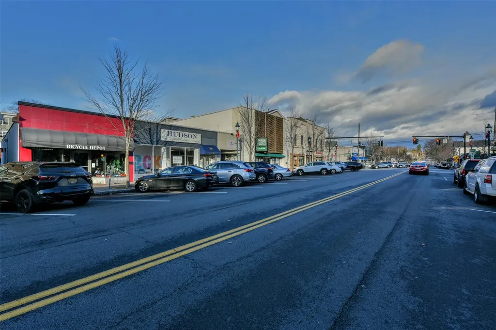 7 E Central Avenue Pearl River NY 10965