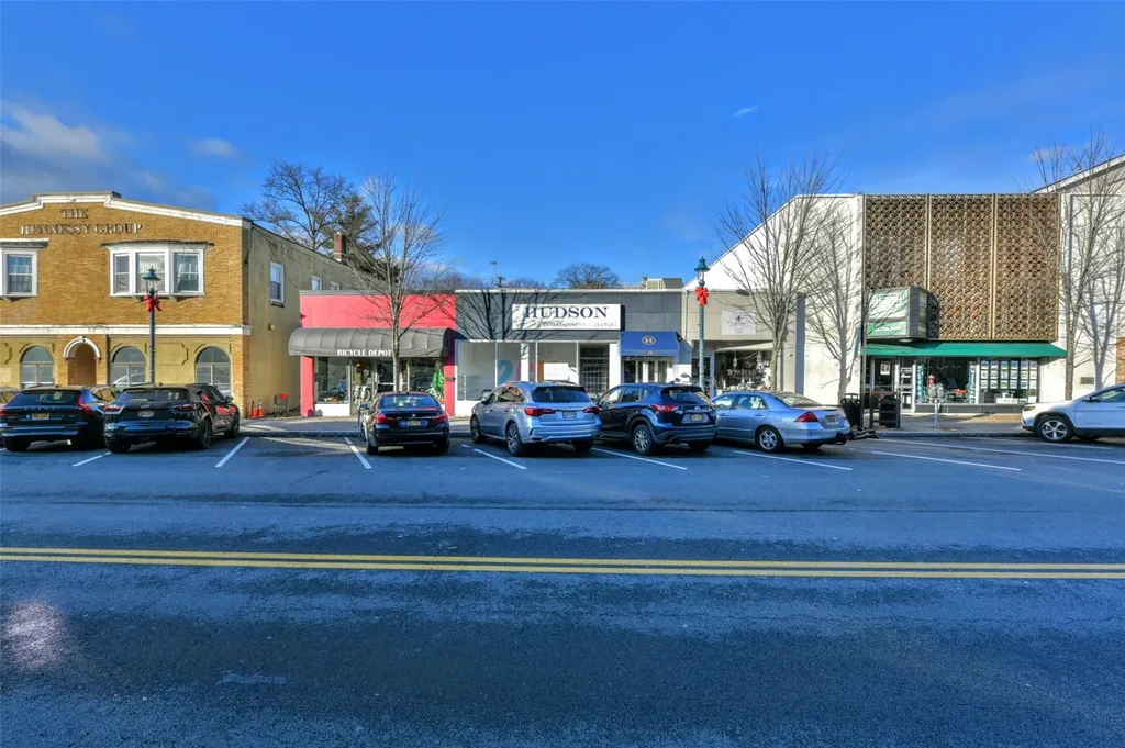 7 E Central Avenue Pearl River NY 10965