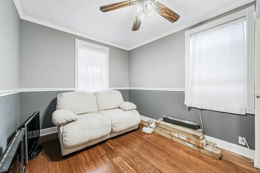 1634 Research Avenue Bronx NY 10465