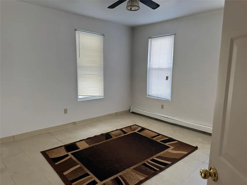 23 Albert Street Middletown NY 10940