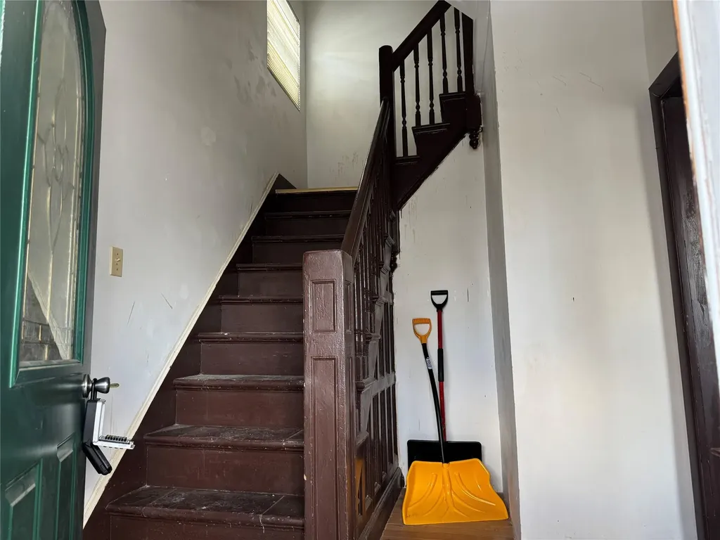 23 Albert Street Middletown NY 10940