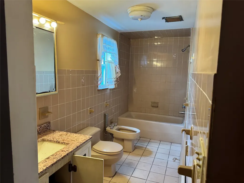 23 Albert Street Middletown NY 10940