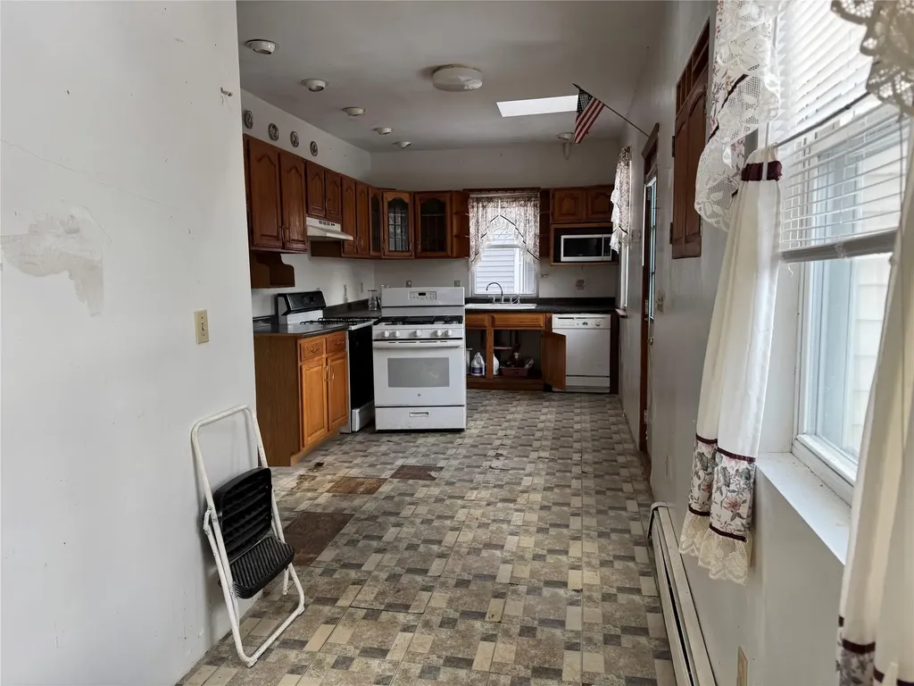 23 Albert Street Middletown NY 10940