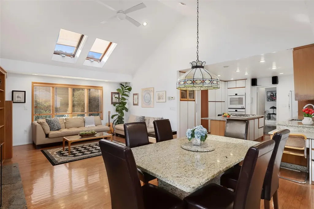 13 Baylor Circle White Plains NY 10605