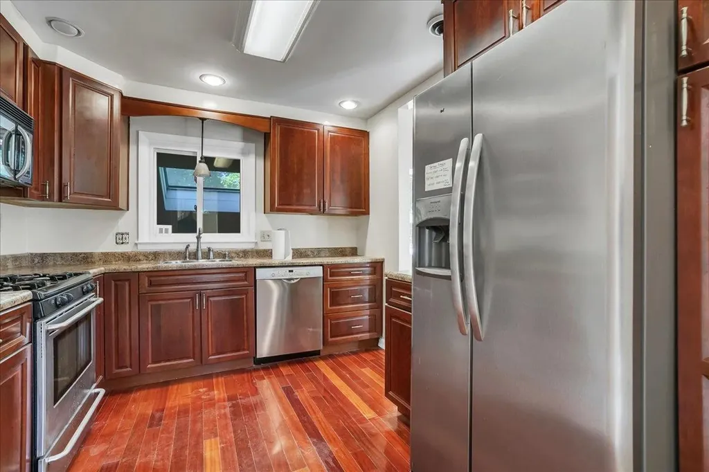 44 Maplewood Boulevard Suffern NY 10901