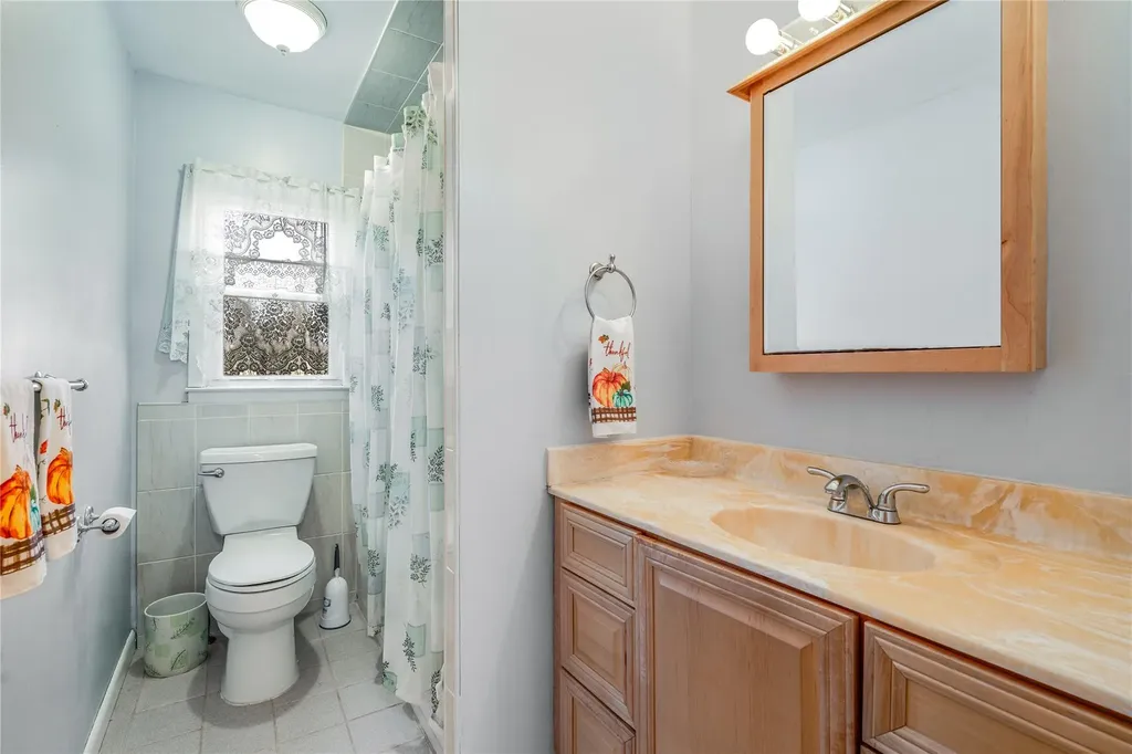 19 Gold Road Poughkeepsie NY 12603